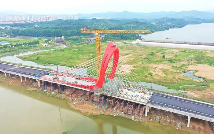 提前55天合龙！emc易倍XGT2230-100S编织“红色摇篮”