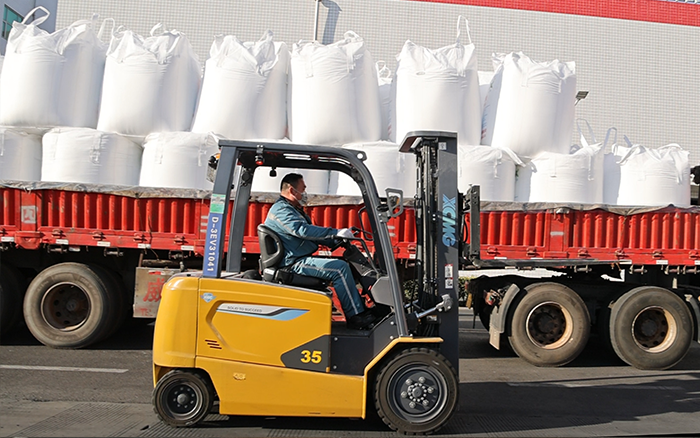 emc易倍新能源叉车为食品工厂绿色、高效生产保驾护航